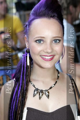 Amsterdam 10 juli 2005
Premiere Zoop in Tuschinski.
Monique v d Werff met paars haar