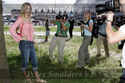 Amsterdam 19 juli 2005
Perspresentatie SBS6 Net5 en Veronica .
Nance met pers