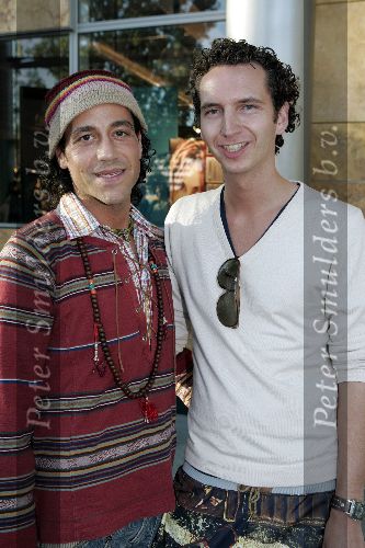 Amsterdam 30 juli 2005
Beurs mode accecoires.
 Philip de Liever met vriend