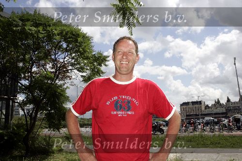 Amsterdam 19 juli 2005
Perspresentatie SBS6 Net5 en Veronica .
Piet Paulusma