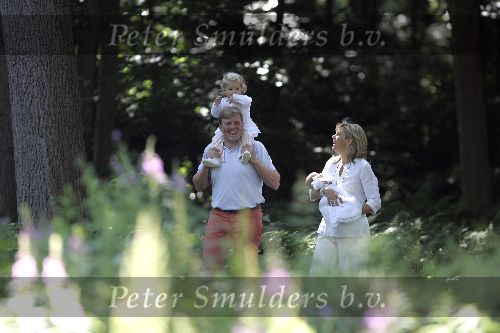 Wassenaar 17 juli 2005
Fotomoment met Maxima Amalia Prins Willem Alexander en Alexia bij hun woning \