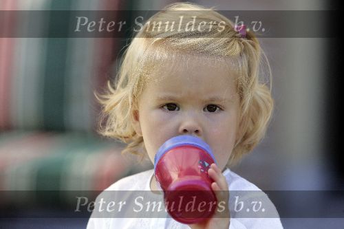 Wassenaar 17 juli 2005
Fotomoment met Maxima Amalia Prins Willem Alexander en Alexia bij hun woning \