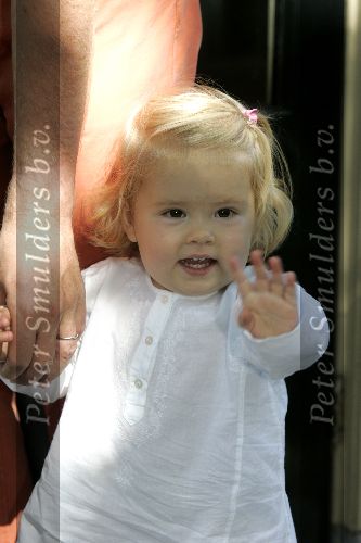 Wassenaar 17 juli 2005
Fotomoment met Maxima Amalia Prins Willem Alexander en Alexia bij hun woning \