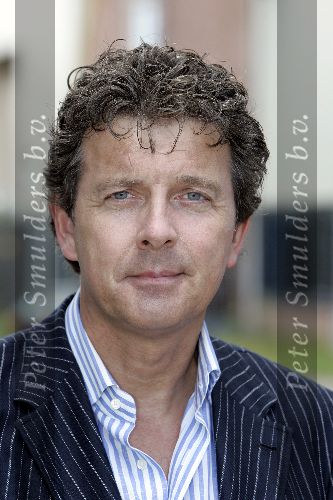Amsterdam 19 juli 2005
Perspresentatie SBS6 Net5 en Veronica .
Robert ten Brink