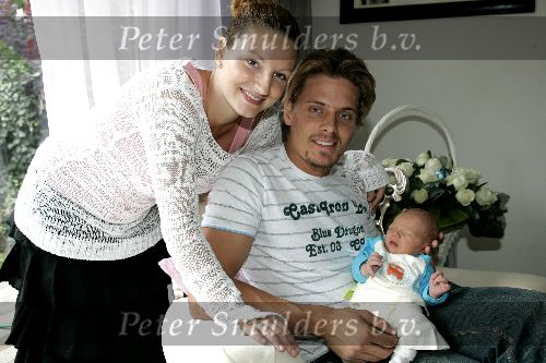 Rotterdam 22 juli 2005
Winston Post en Denise v Rijswijk met hun zoon Jayden