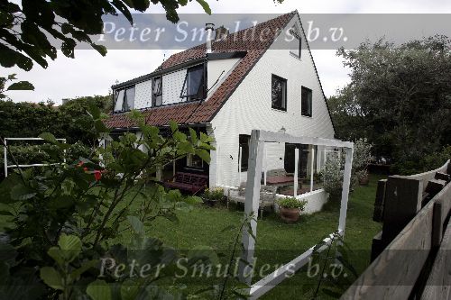 Bergen aan Zee 11 juli 2005
Huis Youp van t Hek in Bergen aan Zee.
