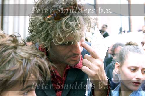 Amsterdam 16 juli 2001
Crematie van Herman Brood.
de dienst was in Pardiso
Jeroen Pauw