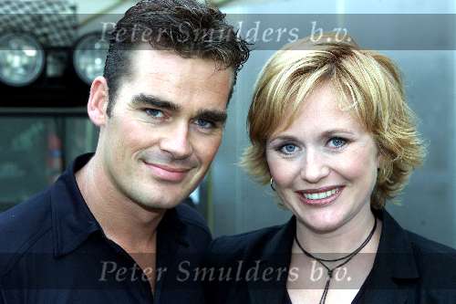 Amsterdam 11 juli 2001
Premiere van Thom Raider in Pathe Arena.
Arianne Spier en Jeroen v d Boom
