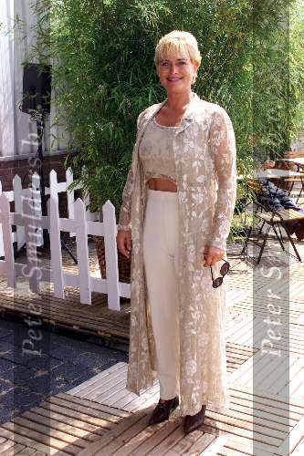 Amsterdam 26 juli 2001
Winterpresentatie van RTL 4 RTL 5 en Yorin.
Vivian Boelen