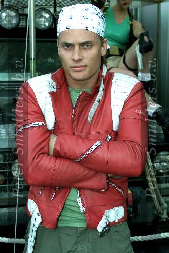 Amsterdam 11 juli 2001
Premiere van Thom Raider in Pathe Arena.
Winston Post