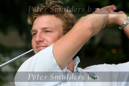 Eindhoven, 26 Juni 2006
In Eindhoven is voor het 17e jaar de golfweek gestart voor middelbare scholieren ( zij spelen de masters met een max Hcp van 10 ) en 6 clubs, t.w.: Best, De Schoot, de Eindhovensche, Haviksoord, Tongelreep en Welschap. Zij spelen op 5 verschillende banen voor het clubkampioenschap
Boris Pompe                     SJE Stichting Jeugdtour Eindhoven 2006