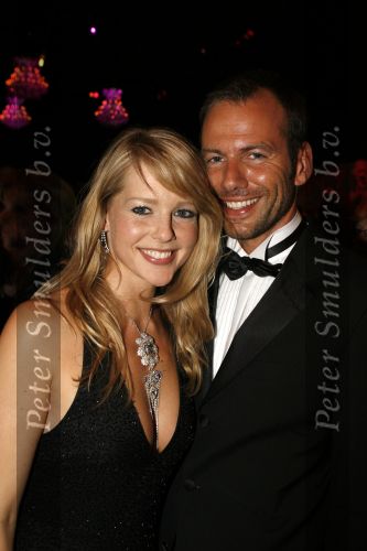 Rotterdam 22 mei 2006
Johnny Kraaykamp musical awards in ahoy.
Chantal janzen met Roel kyvelos
