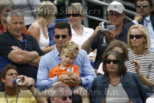 Rosmalen, 24 Juni 2006 Ordina Open 2006
Richard Krajicek samen met Petr Krajjcek Daphne Bunskoek en hun kinderen
© Foto Edwin v Zandvoort