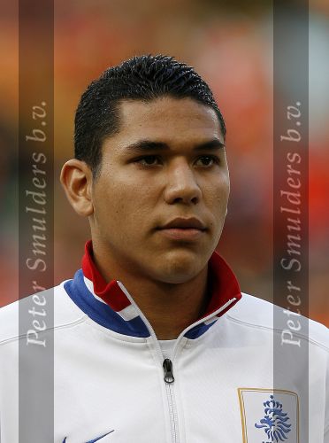 Eindhoven, 2 Juni 2006 Vriendschappelijke interland op weg naar het WK 2006 tussen Nederland-Mexico, eindstand 2-1
Hedwiges Maduro
© Foto Edwin van Zandvoort