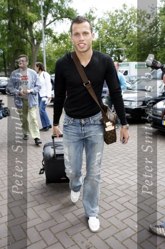 Amsterdam 6 juni 2006
Vertrek Nederlands elftal vanaf het hilton in Amsterdam naar WK.
Johnny Heitinga