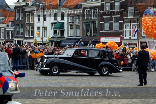 Delft 24 april 2004
Trouwen Prins Friso en Mabel Wisse Smit in stadhuis Delft.
Met Rolls Royce