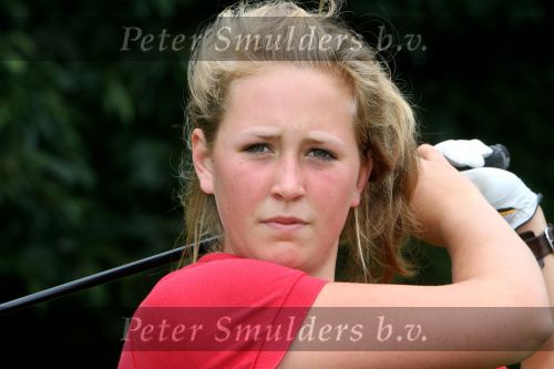 Eindhoven, 26 Juni 2006
In Eindhoven is voor het 17e jaar de golfweek gestart voor middelbare scholieren ( zij spelen de masters met een max Hcp van 10 ) en 6 clubs, t.w.: Best, De Schoot, de Eindhovensche, Haviksoord, Tongelreep en Welschap. Zij spelen op 5 verschillende banen voor het clubkampioenschap
Marincke Gerbranda                 SJE Stichting Jeugdtour Eindhoven 2006