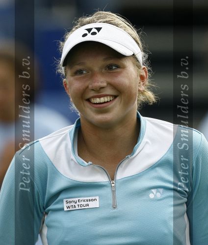 Rosmalen, 23 Juni 2006 Ordina Open 2006
Halve finale Michaella Krajicek-Jelena Dementiva
1-6   7-6   6-4
© Foto Edwin van Zandvoort