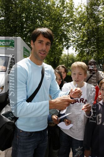 Amsterdam 6 juni 2006
Vertrek Nederlands elftal vanaf het hilton in Amsterdam naar WK.
Ruud v Nistelrooij