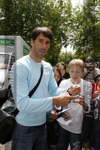 Amsterdam 6 juni 2006
Vertrek Nederlands elftal vanaf het hilton in Amsterdam naar WK.
Ruud v Nistelrooij