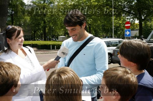 Amsterdam 6 juni 2006
Vertrek Nederlands elftal vanaf het hilton in Amsterdam naar WK.
Ruud v Nistelrooij