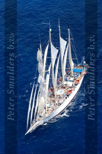 Star Clip Zeilboot op volle zee
Vertrek vanuit Monaco met Janine v d Ende ( die 50 jaar is geworden ) met haar man Joop v d Ende en vrienden zoals de fam. Brandsteder, Andre v duin met partner etc.