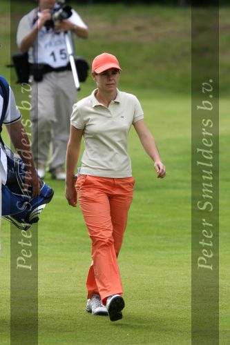 Valkenswaard, 4 Juni 2006
Finaledag KLM Ladies Open 2006
De winnares uit Frankrijk, Stephanie Arricau op weg naar de laatste hole
© Foto Peter Smulders BV Eindhoven