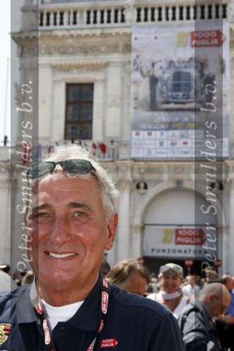 Brescia 17 mei 2007
Start van de 80e mille miglia. State of art is daar een van de sponsors. Albert Westerman