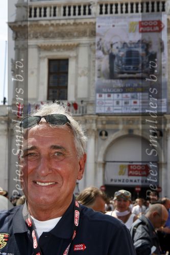 Brescia 17 mei 2007
Start van de 80e mille miglia. State of art is daar een van de sponsors. Albert Westerman