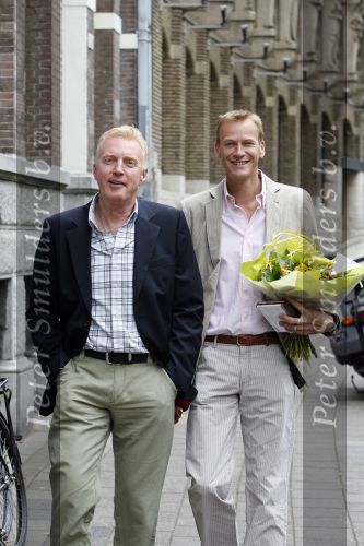 Amsterdam 31 mei 2007
Andre v Duin met zijn vriend Martin op straat in Amsterdam.