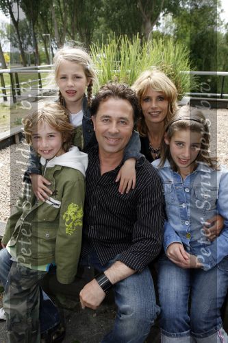 Amsterdam 10 mei 2007
Presentatie cd Bart Bosch. Bart met vrouw en kinderen.