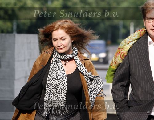 Amsterdam 31 mei 2007
Belinda Meuldijk met advocaat bij de rechtbank van Amsterdam waar ze een rechtzaak heeft tegen weekblad prive.