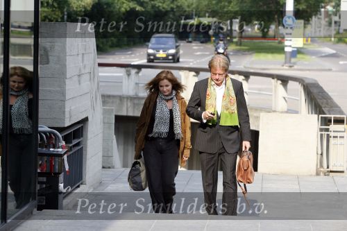 Amsterdam 31 mei 2007
Belinda Meuldijk met advocaat bij de rechtbank van Amsterdam waar ze een rechtzaak heeft tegen weekblad prive.