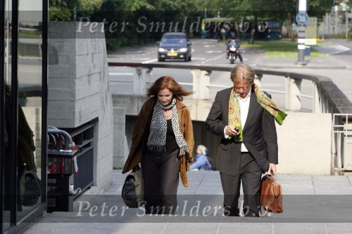 Amsterdam 31 mei 2007
Belinda Meuldijk met advocaat bij de rechtbank van Amsterdam waar ze een rechtzaak heeft tegen weekblad prive.