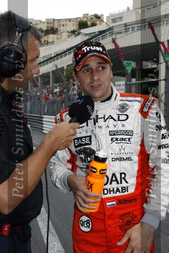 Monaco 27 mei 2007
Grand Prix formule 1 in Monaco. Christijan Albers met Allard Kalff