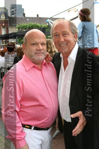 Tilburg, 12 Juni 2007
TROS Zomertoer op de Heuvel
De Deurzakkers Clems v Bragt en Willem v Schijndel