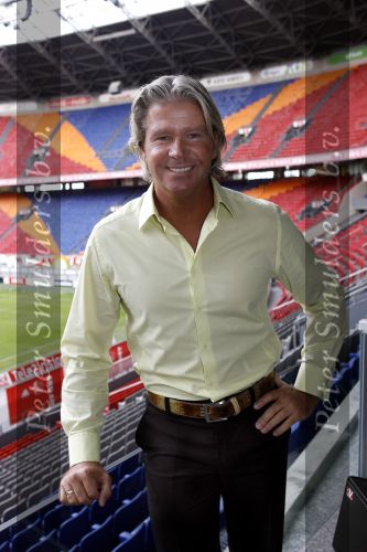 Amsterdam 15 mei 2007
Presentatie dvd voetbalvrouwen in de amsterdam arena. Dries Roelvink