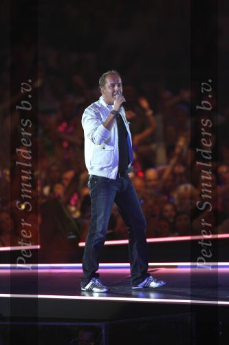 Amsterdam 2 juni 2007
Toppers in Concert met Gerard Joling Gordon en Rene Froger in de arena. Berget Lewis en Edwin Evers verzorgden een gast optreden