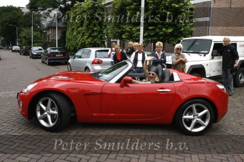 Vlijmen en Loon op Zand 18 juni 2007
Cabrio Rally van Beau monde . Elle v Rijn met opel cabrio