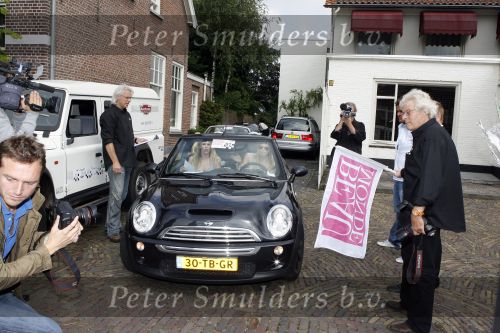Vlijmen en Loon op Zand 18 juni 2007
Cabrio Rally van Beau monde . Estelle Gullit en Danielle Overgaag in min cooper cabrio