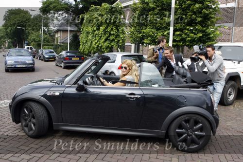 Vlijmen en Loon op Zand 18 juni 2007
Cabrio Rally van Beau monde . Estelle Gullit en Danielle Overgaag in min cooper cabrio