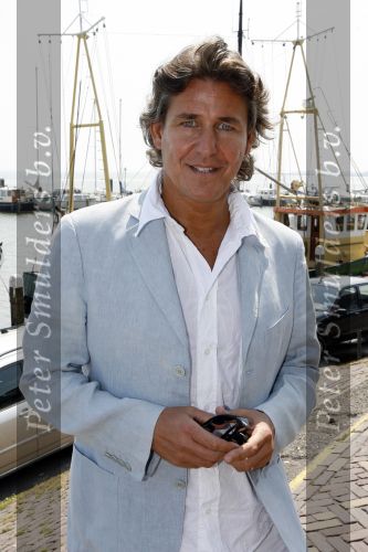 Volendam 12 juni 2007
Frank Galan met zijn vriendin