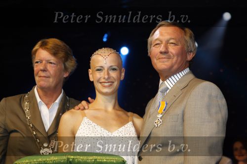 Hilversum 18 juni 2007
Frank Wentink krijgt koninklijke onderscheiding in studio 21.
Peter Smulders bv