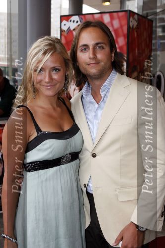 Scheveningen 12 juni 2007
Premiere Ocean 13 in pathe scheveningen. Gigi Ravelli met vriend