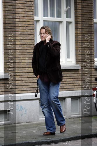 Amsterdam 11 mei 2007
Gijs Staverman gaat met een vrouw naar een winkelpand kijken.
