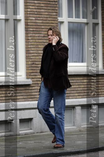 Amsterdam 11 mei 2007
Gijs Staverman gaat met een vrouw naar een winkelpand kijken.