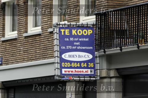 Amsterdam 11 mei 2007
Gijs Staverman gaat met een vrouw naar een winkelpand kijken.