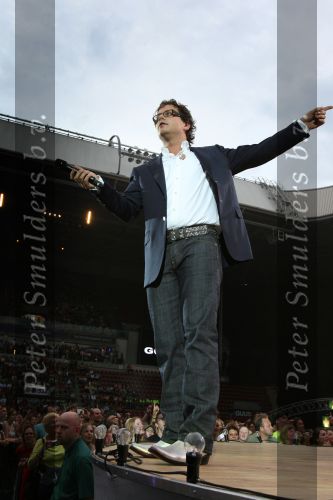 Eindhoven, 15 Juni 2007
Eerste van de 3 concerten Guus Meeuwis 
in het PSV-stadion ( Philips Stadion ) 2007