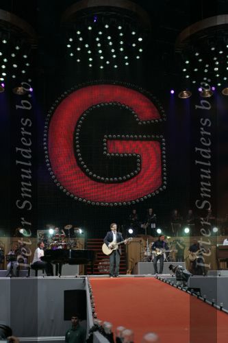 Eindhoven, 15 Juni 2007
Eerste van de 3 concerten Guus Meeuwis 
in het PSV-stadion ( Philips Stadion ) 2007