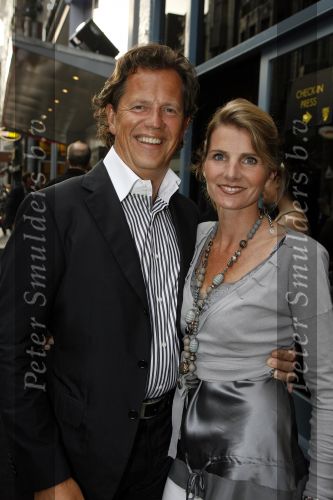 Amsterdam 6 juni 2007
Opening Club Andy Martin en dj Tiesto , Cineac. Jan Willem Bruggenwirth met zijn vrouw Francis